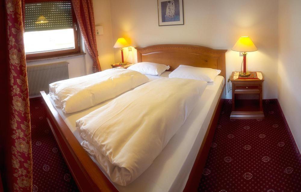 Hotel Temlhof Брессаноне Номер фото