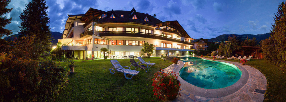 Hotel Temlhof Брессаноне Екстер'єр фото